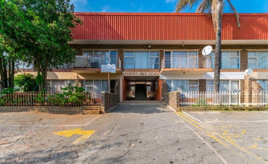 3 Bedroom Property for Sale in Wentworth Park Gauteng