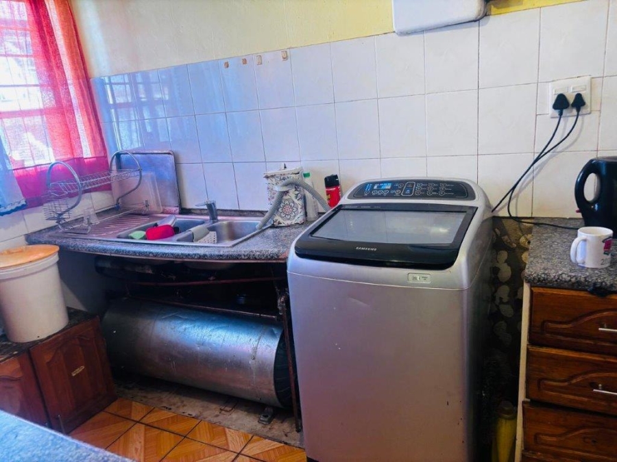 3 Bedroom Property for Sale in Wentworth Park Gauteng