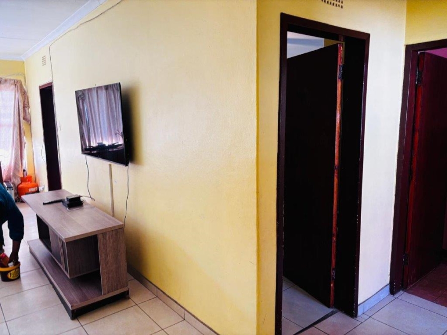 3 Bedroom Property for Sale in Wentworth Park Gauteng