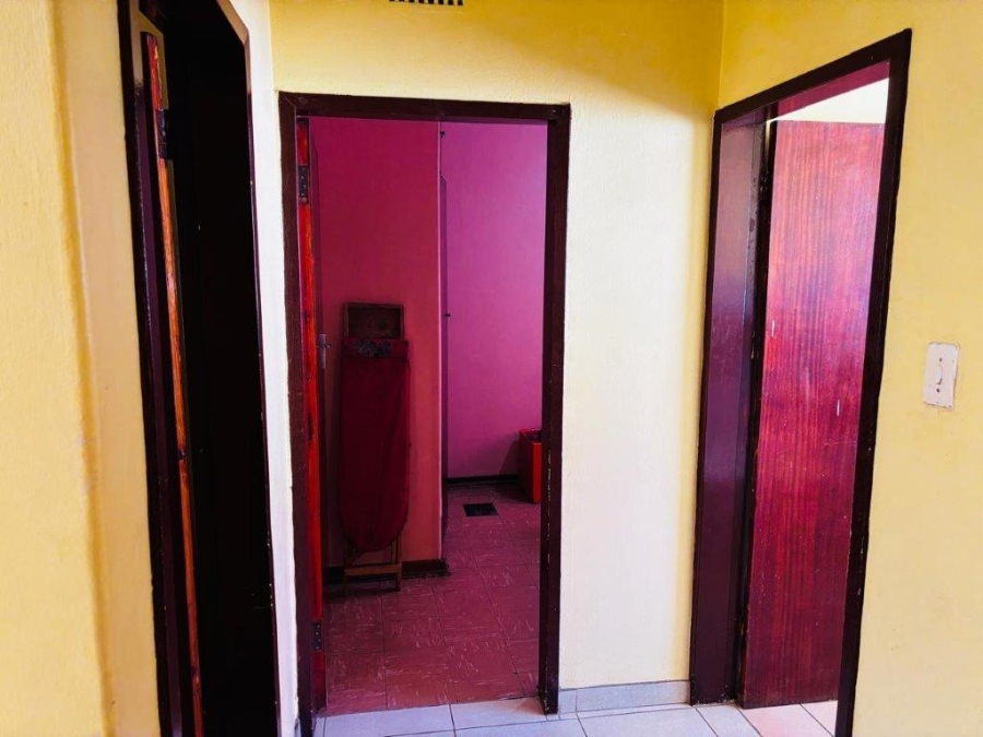 3 Bedroom Property for Sale in Wentworth Park Gauteng