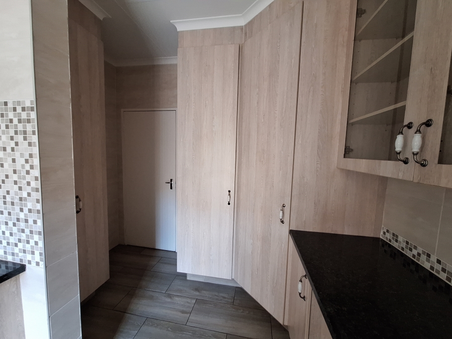 3 Bedroom Property for Sale in Wilro Park Gauteng