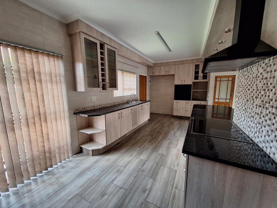 3 Bedroom Property for Sale in Wilro Park Gauteng