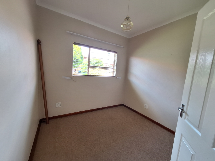 3 Bedroom Property for Sale in Wilro Park Gauteng
