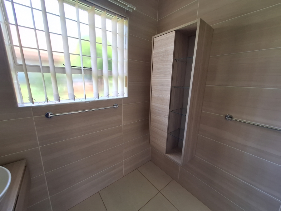 3 Bedroom Property for Sale in Wilro Park Gauteng
