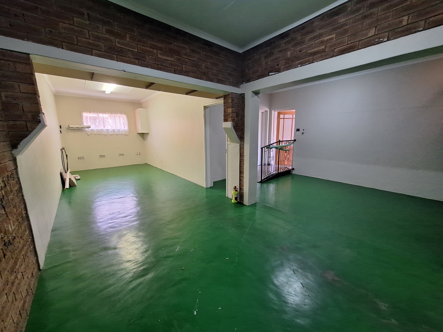 3 Bedroom Property for Sale in Wilro Park Gauteng