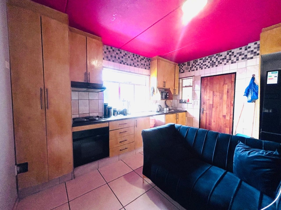 2 Bedroom Property for Sale in Fleurhof Gauteng