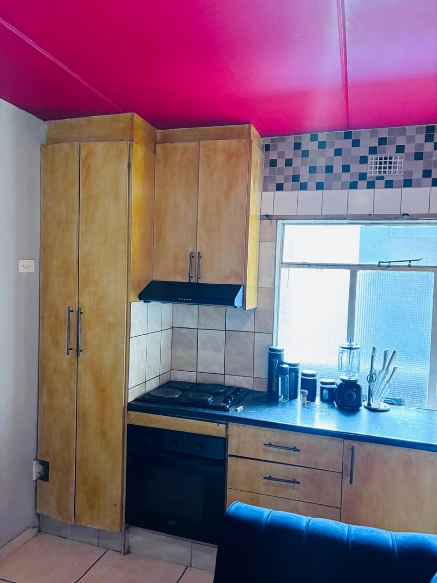 2 Bedroom Property for Sale in Fleurhof Gauteng