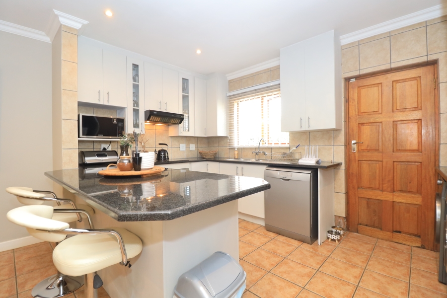 3 Bedroom Property for Sale in Homes Haven Gauteng