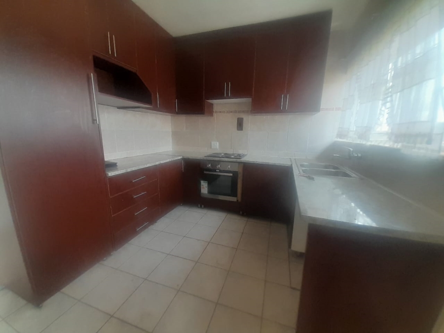 To Let 3 Bedroom Property for Rent in Lindhaven Gauteng