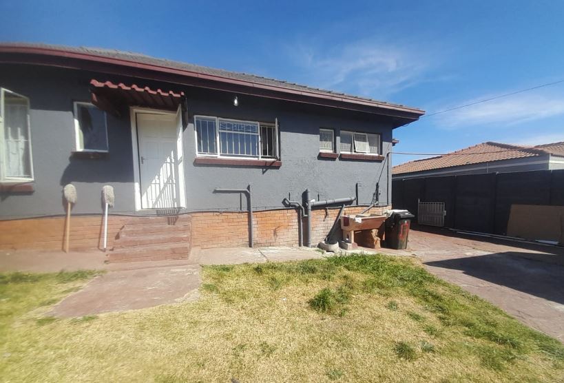 To Let 3 Bedroom Property for Rent in Lindhaven Gauteng