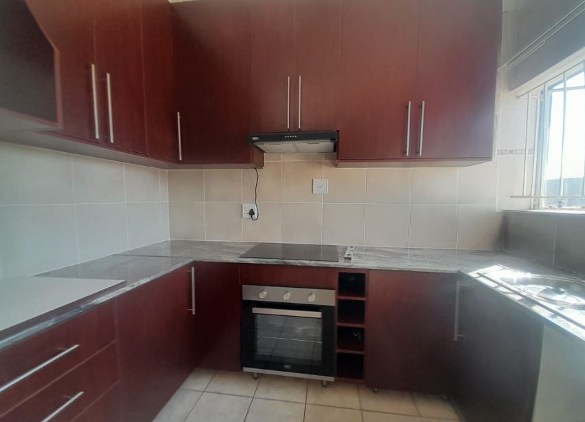 To Let 3 Bedroom Property for Rent in Lindhaven Gauteng