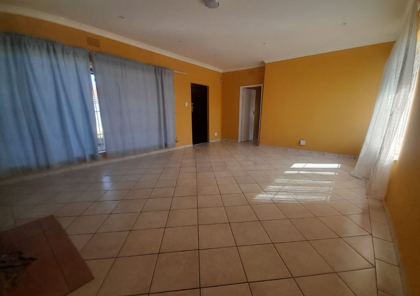 To Let 3 Bedroom Property for Rent in Lindhaven Gauteng