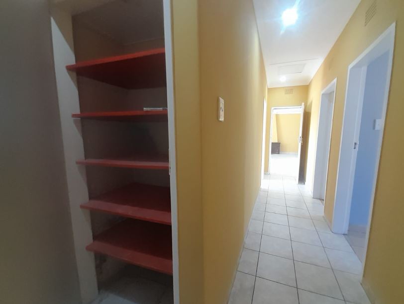 To Let 3 Bedroom Property for Rent in Lindhaven Gauteng