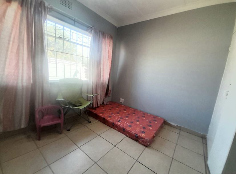 To Let 3 Bedroom Property for Rent in Lindhaven Gauteng