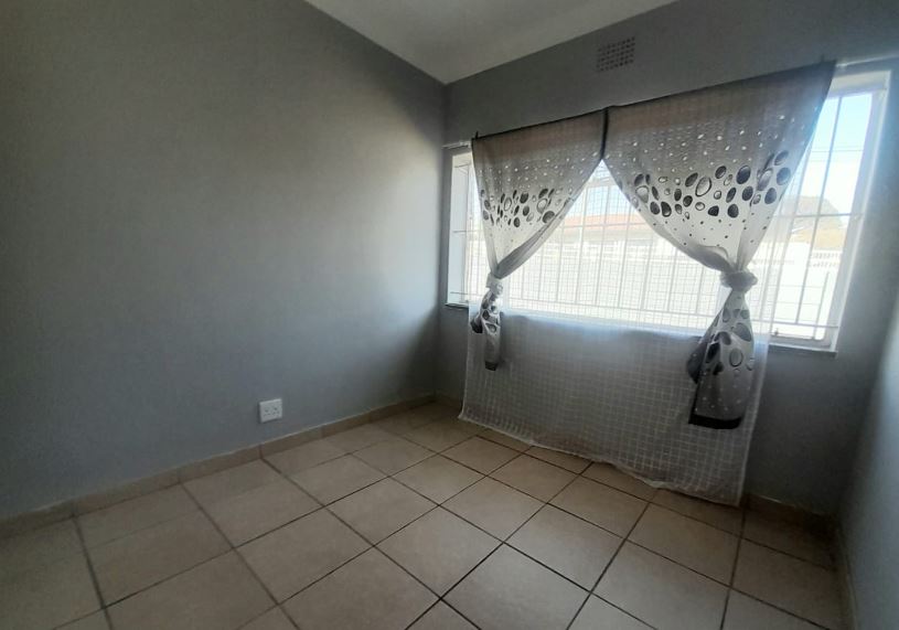 To Let 3 Bedroom Property for Rent in Lindhaven Gauteng