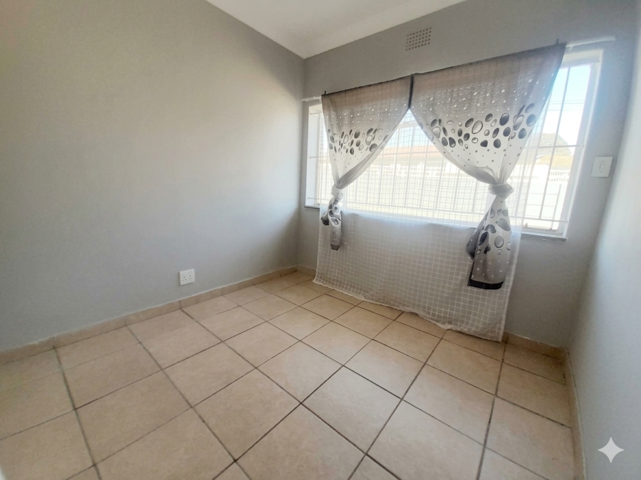 To Let 3 Bedroom Property for Rent in Lindhaven Gauteng