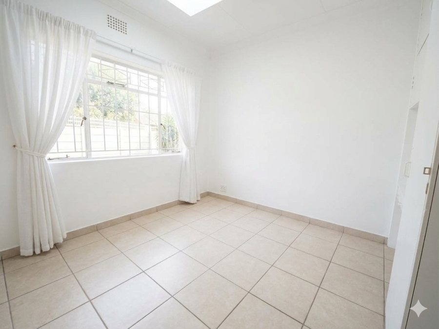 To Let 3 Bedroom Property for Rent in Lindhaven Gauteng