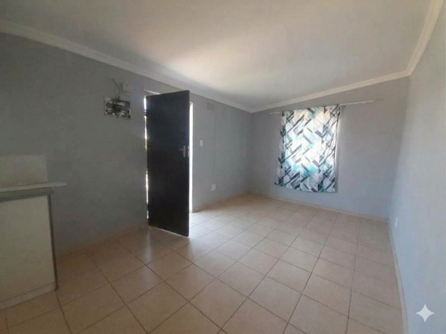 To Let 3 Bedroom Property for Rent in Lindhaven Gauteng