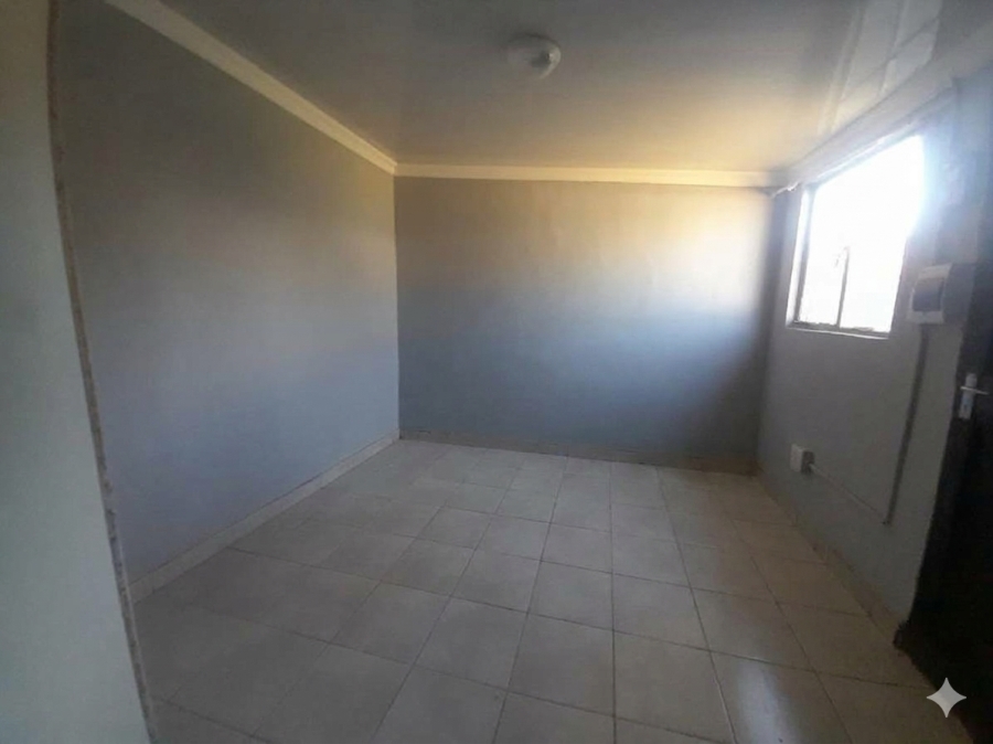 To Let 3 Bedroom Property for Rent in Lindhaven Gauteng