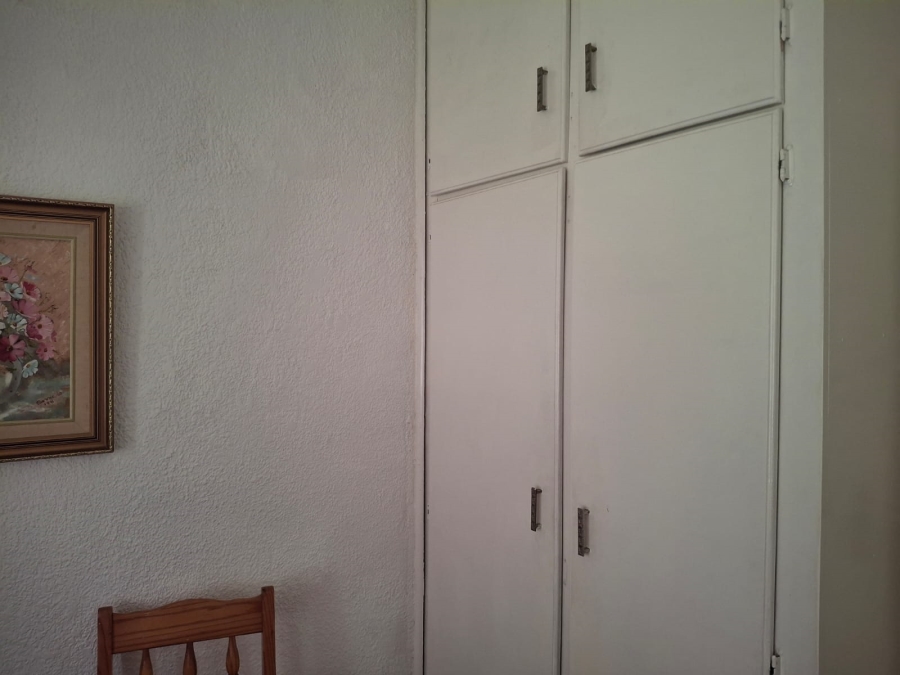 4 Bedroom Property for Sale in Loumarina A H Gauteng