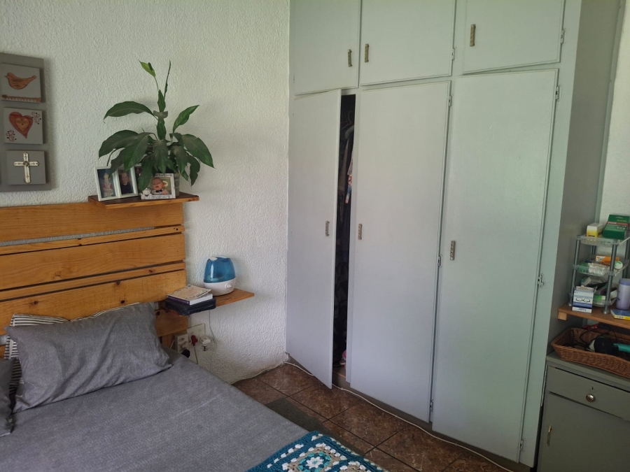 4 Bedroom Property for Sale in Loumarina A H Gauteng