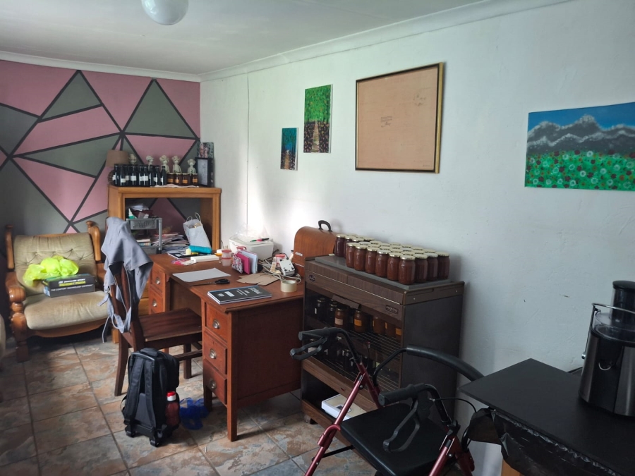 4 Bedroom Property for Sale in Loumarina A H Gauteng