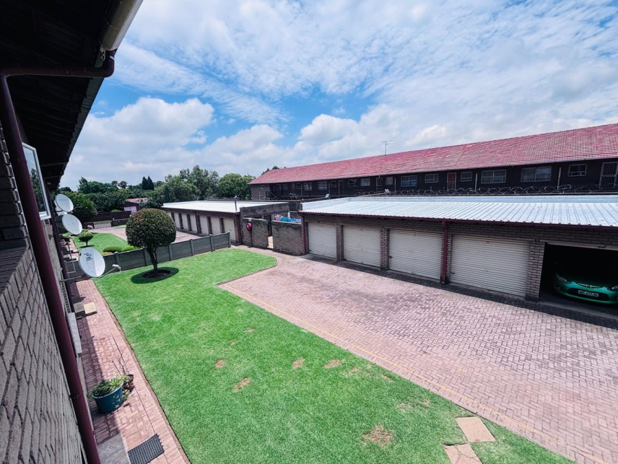 To Let 2 Bedroom Property for Rent in Culemborg Park Gauteng
