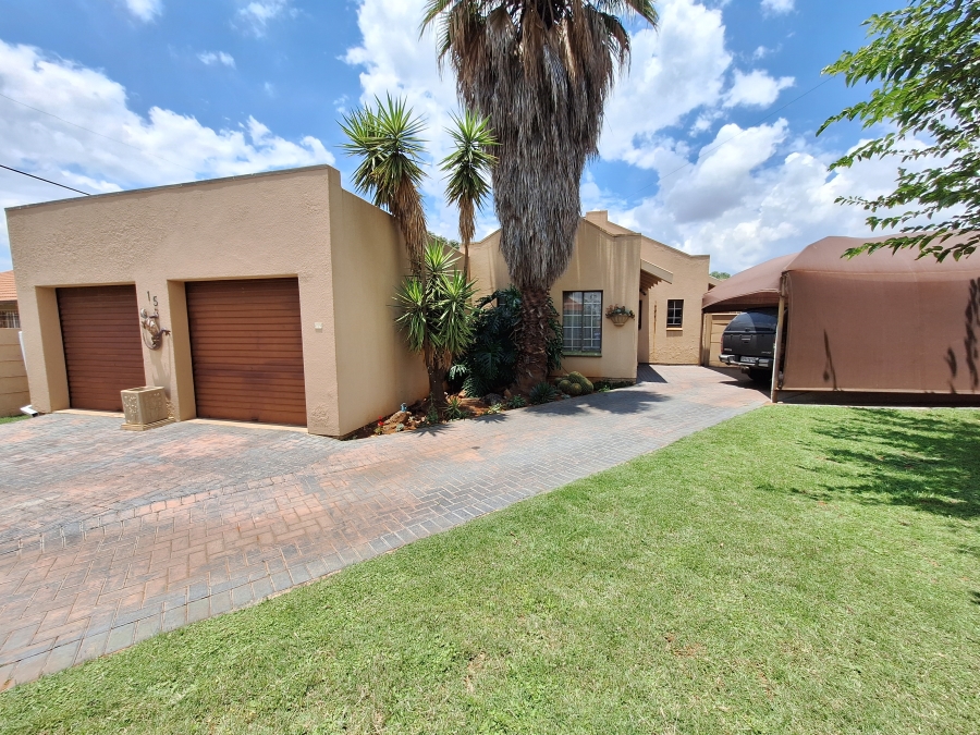 3 Bedroom Property for Sale in Randpoort Gauteng