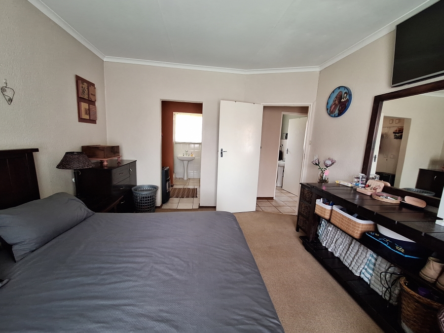 3 Bedroom Property for Sale in Randpoort Gauteng