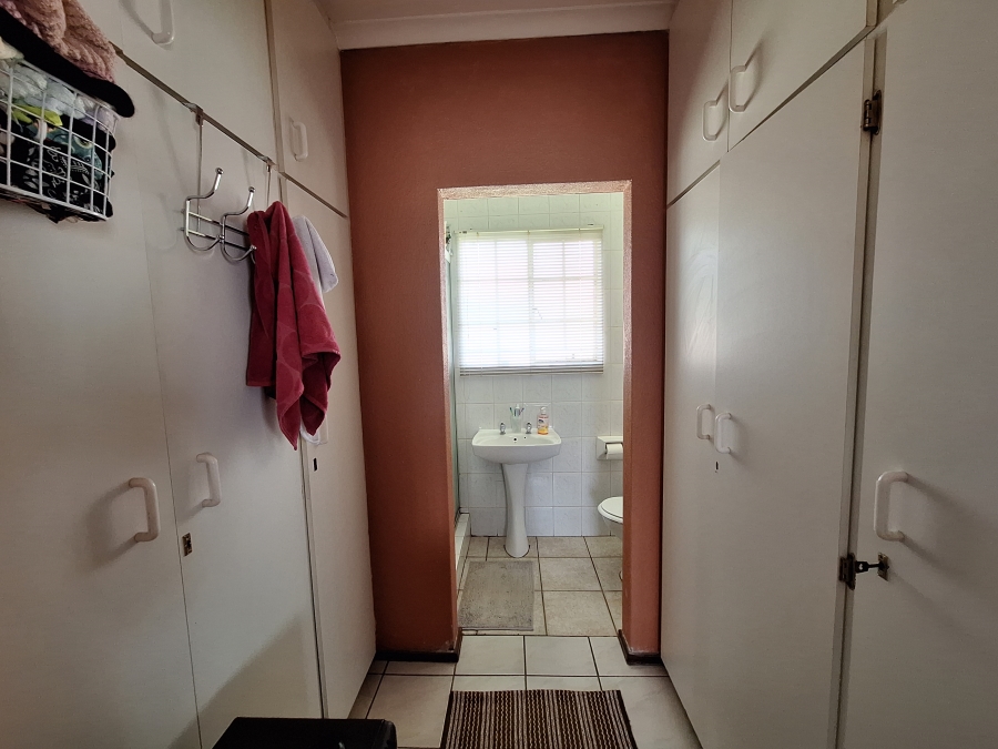 3 Bedroom Property for Sale in Randpoort Gauteng