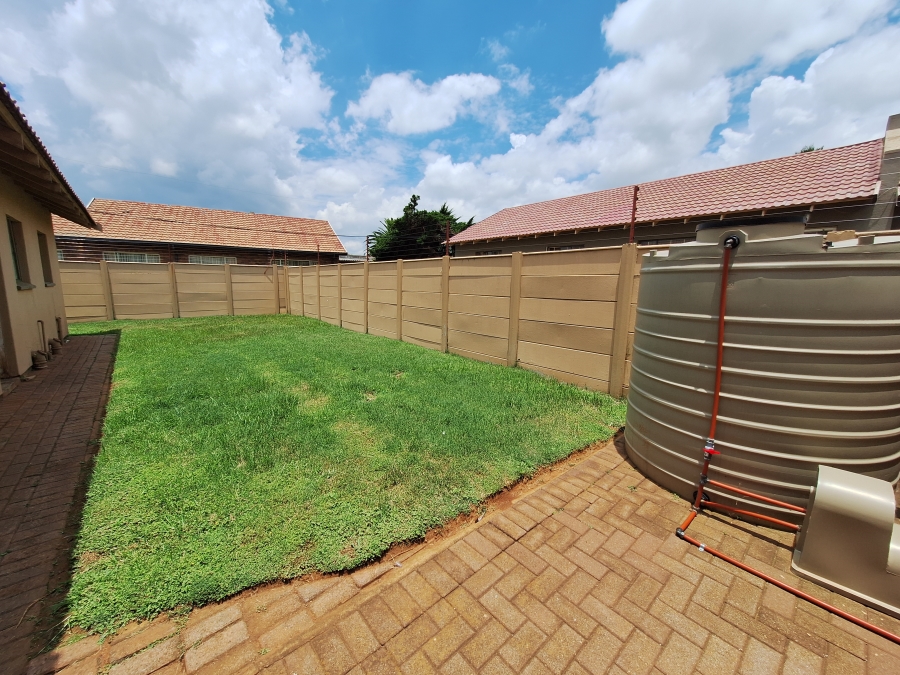 3 Bedroom Property for Sale in Randpoort Gauteng