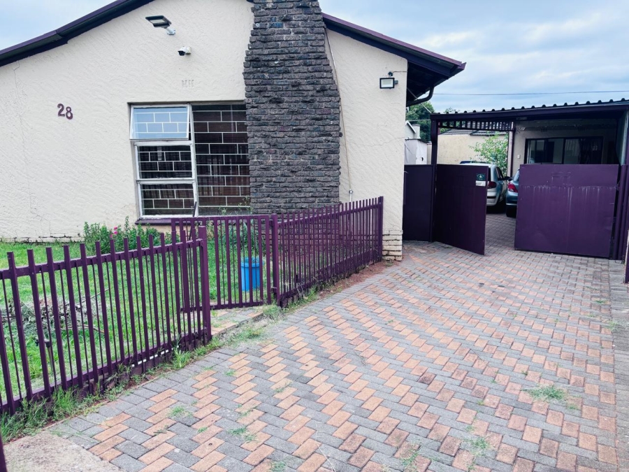 4 Bedroom Property for Sale in Krugersdorp West Gauteng