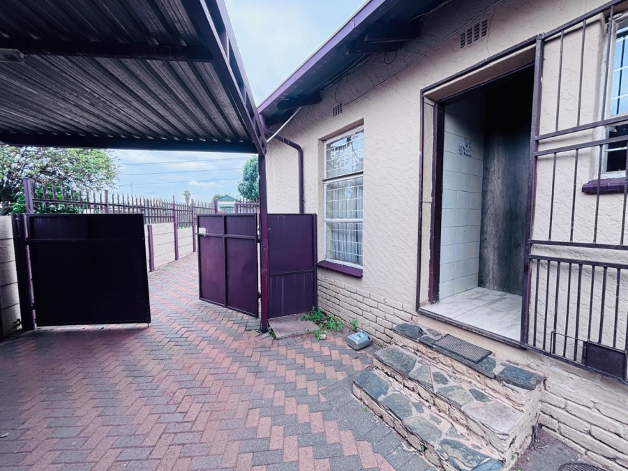 4 Bedroom Property for Sale in Krugersdorp West Gauteng