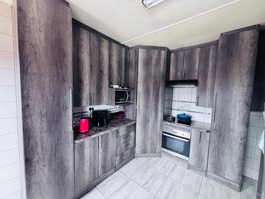 4 Bedroom Property for Sale in Krugersdorp West Gauteng