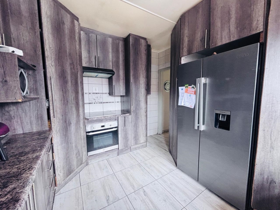 4 Bedroom Property for Sale in Krugersdorp West Gauteng