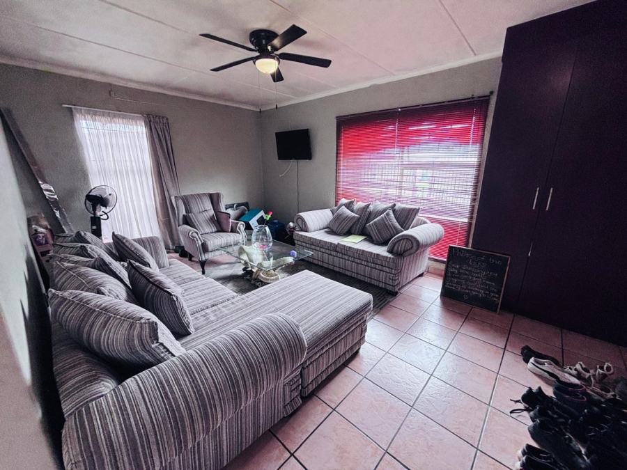 4 Bedroom Property for Sale in Krugersdorp West Gauteng