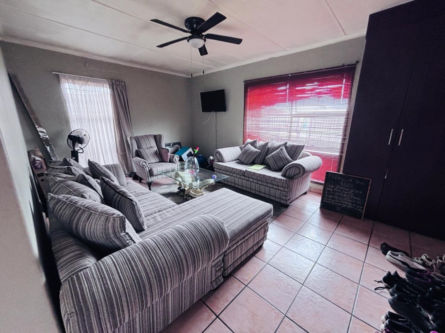 4 Bedroom Property for Sale in Krugersdorp West Gauteng