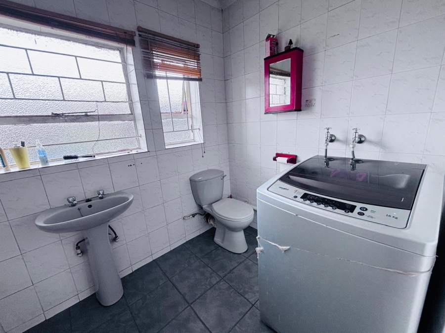 4 Bedroom Property for Sale in Krugersdorp West Gauteng