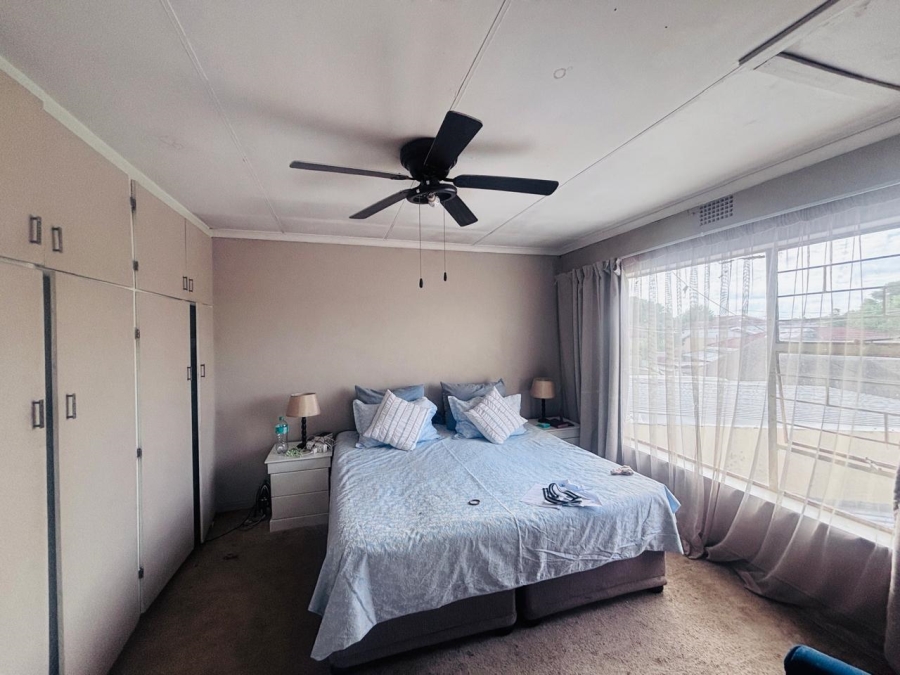 4 Bedroom Property for Sale in Krugersdorp West Gauteng