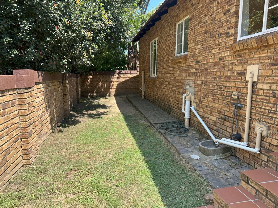 To Let 3 Bedroom Property for Rent in Wilgeheuwel Gauteng