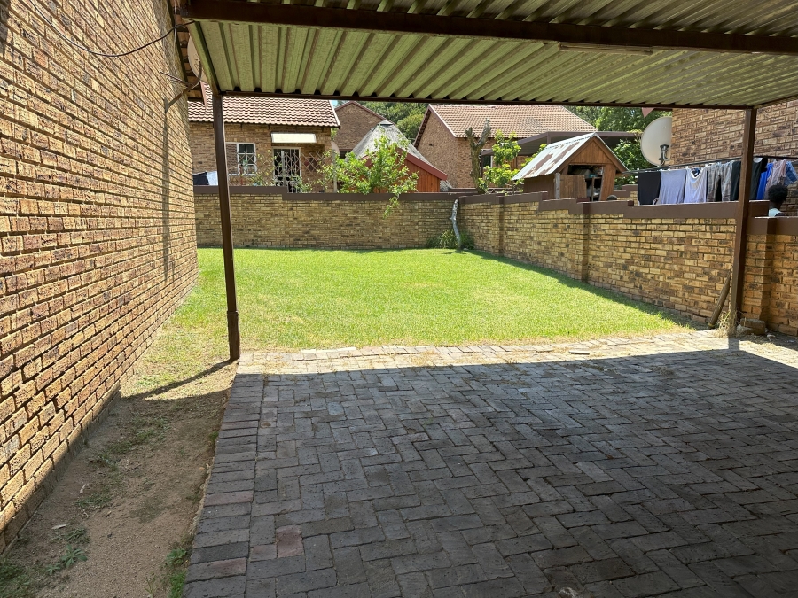 To Let 3 Bedroom Property for Rent in Wilgeheuwel Gauteng