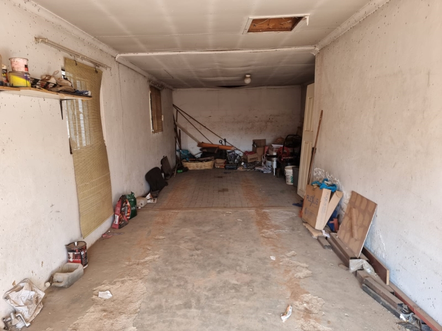 To Let 3 Bedroom Property for Rent in Protea Glen Gauteng