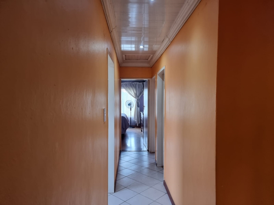 To Let 3 Bedroom Property for Rent in Protea Glen Gauteng