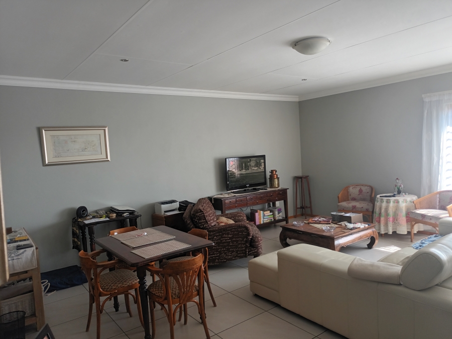 To Let 3 Bedroom Property for Rent in Chancliff A H Gauteng