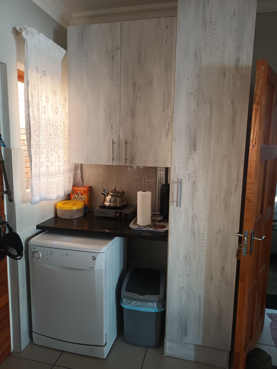 To Let 3 Bedroom Property for Rent in Chancliff A H Gauteng