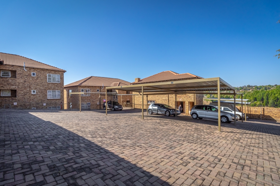 3 Bedroom Property for Sale in Rangeview Gauteng