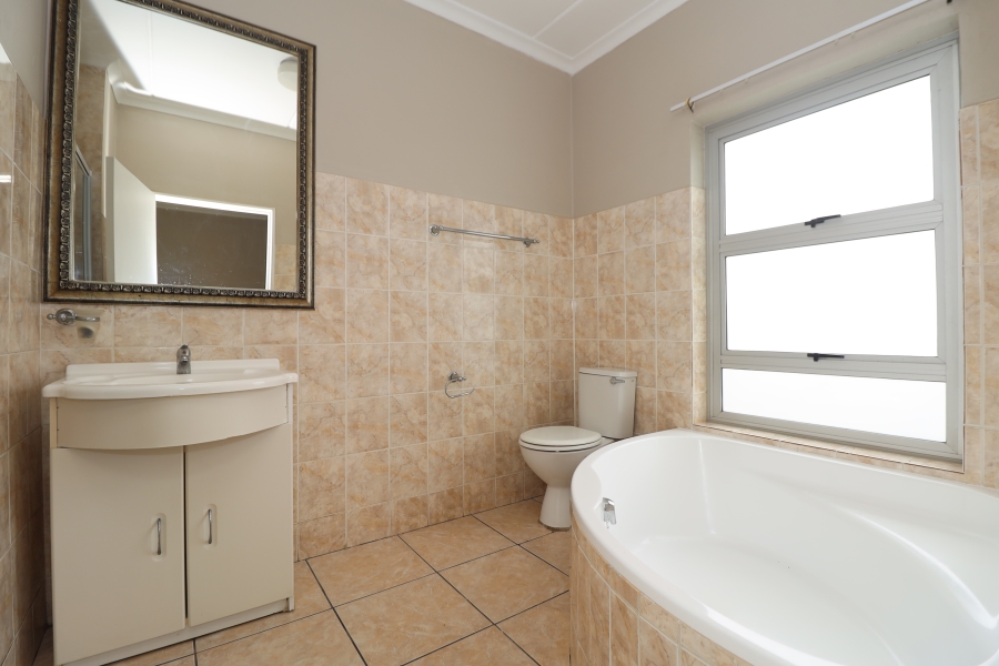 3 Bedroom Property for Sale in Rangeview Gauteng