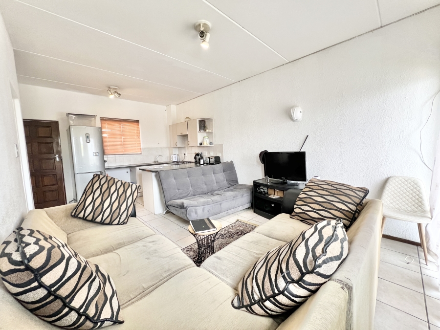 1 Bedroom Property for Sale in Halfway Gardens Gauteng