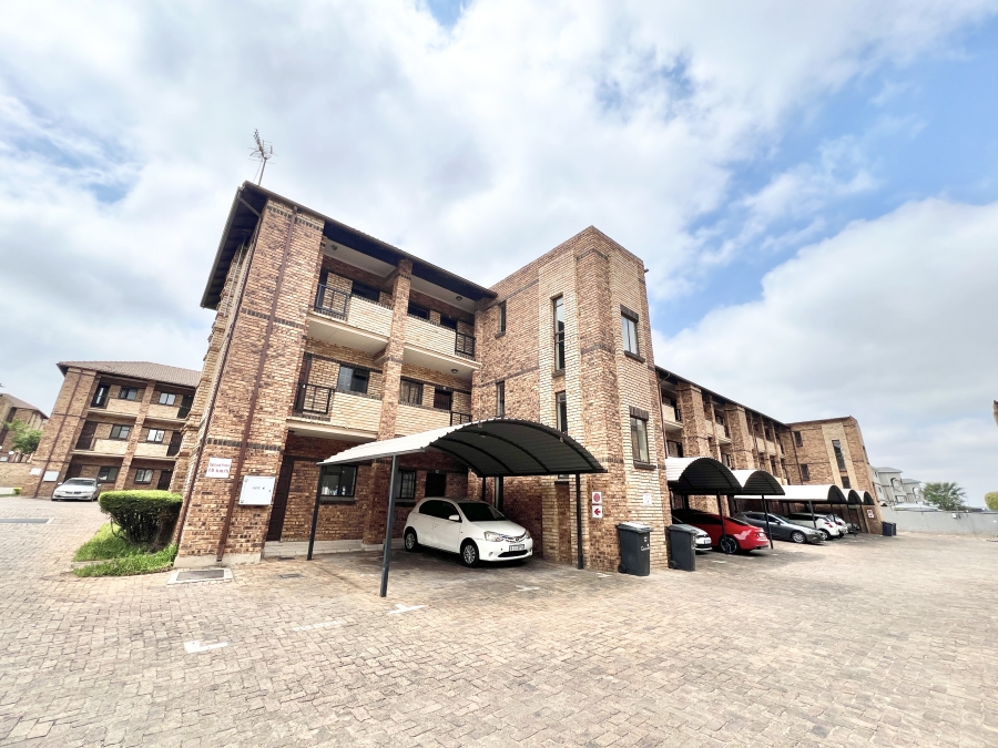 1 Bedroom Property for Sale in Halfway Gardens Gauteng