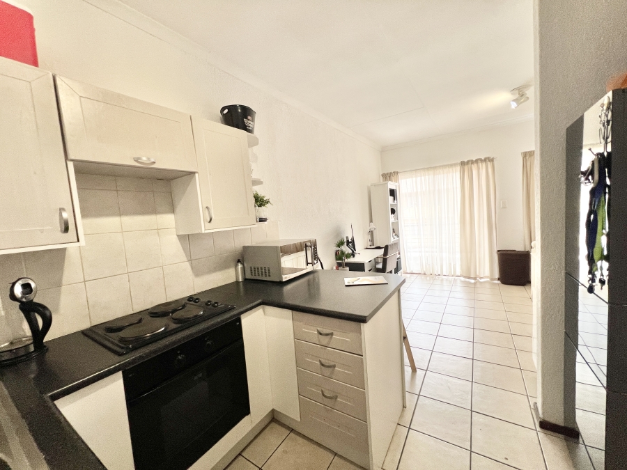 1 Bedroom Property for Sale in Halfway Gardens Gauteng